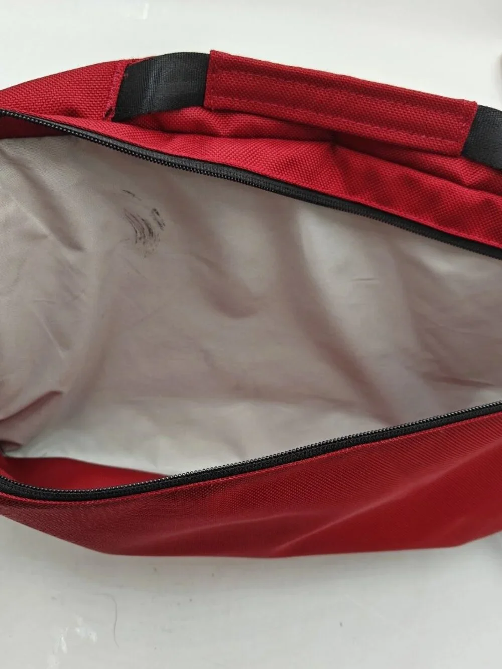 PATAGONIA Large Critical Mass Canvas Reflective Messenger Bag Red